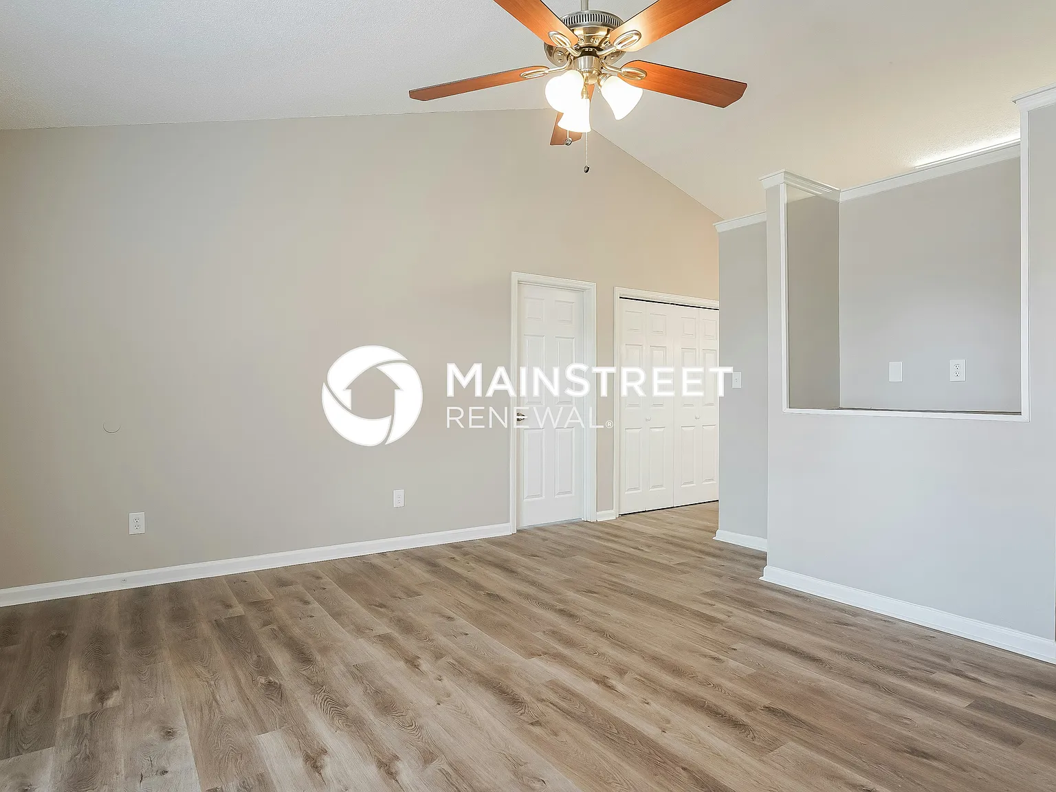 1402 Mandolin Pl — Photo 3