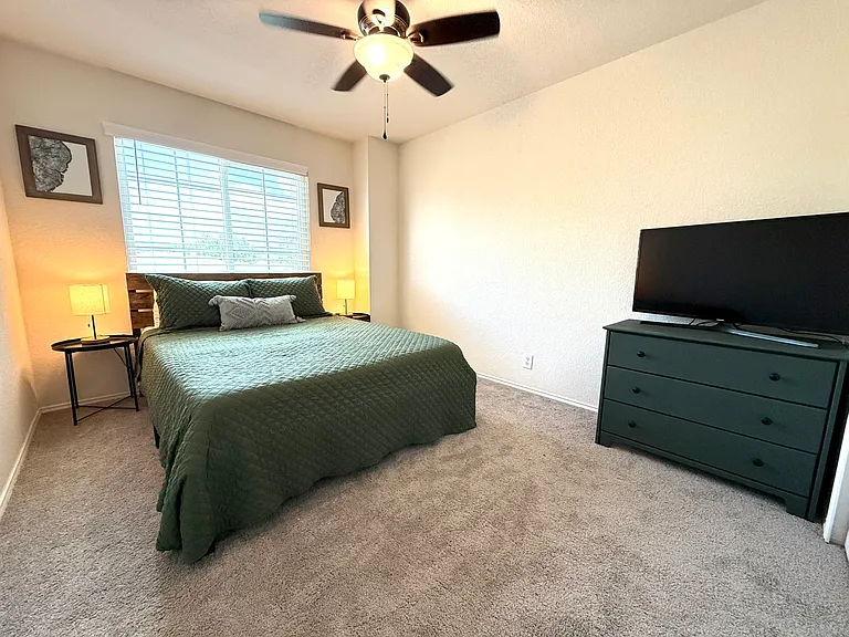 202 Paige Bnd — Photo 13