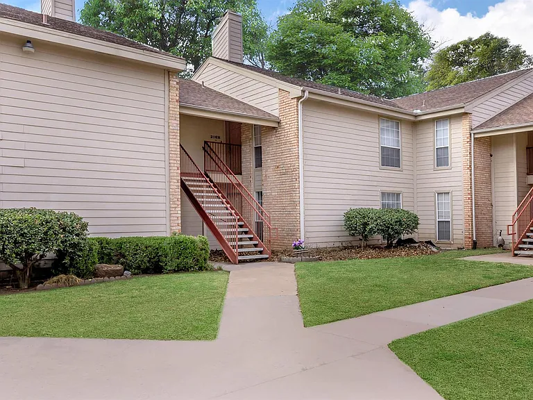 PECAN VALLEY APARTMENTS — Photo 11