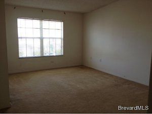 5th image of 295 Marion Pl