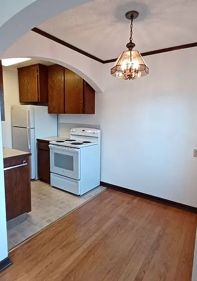 7914 Densmore Ave N #302 — Photo 9