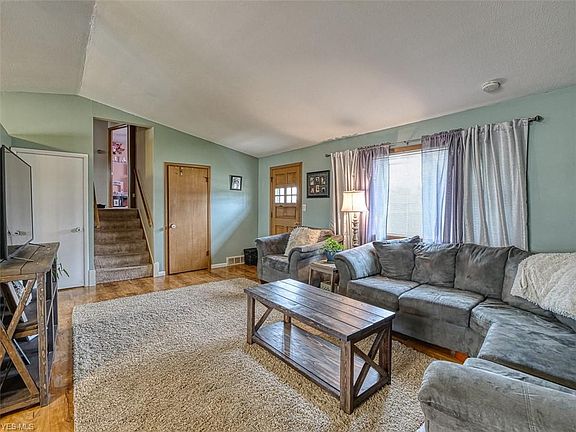 4th image of 13791 Heatherwood Dr