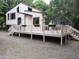 235 Birch Dr, Blakeslee, PA 18610
