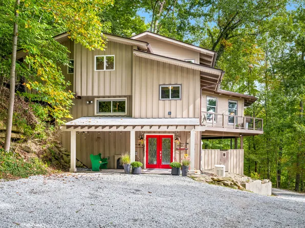 3303 S McGowan Rd, Bloomington, IN 47401