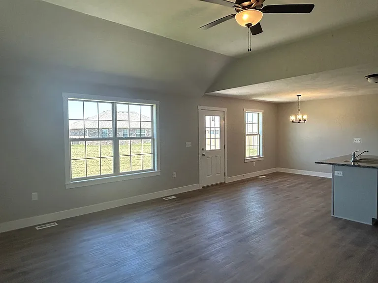 3861 W Freeman St — Photo 9