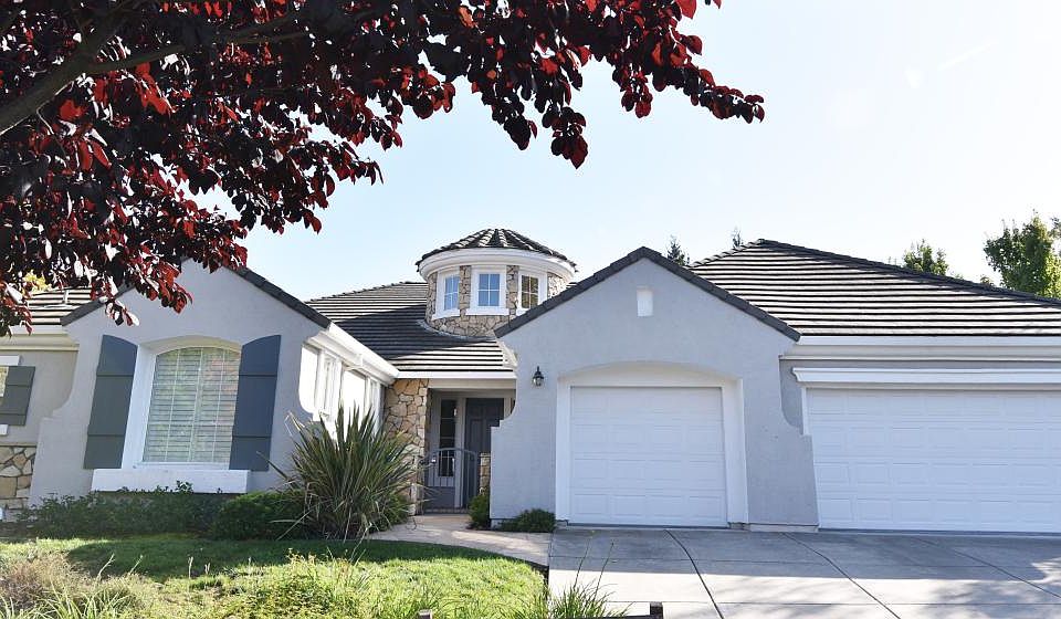 1st image of 310 Culet Dr