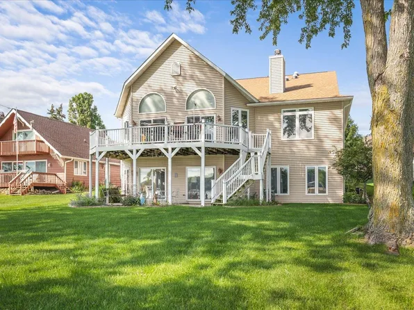 870 Breckenboro Rd, Davis, IL 61019