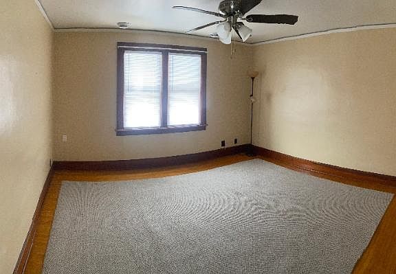 5th image of 2415 13th Ave