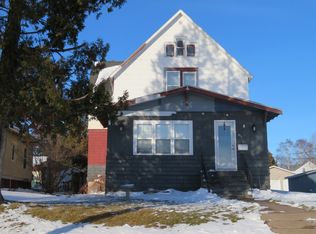 911 10th Ave, Two Harbors, MN 55616