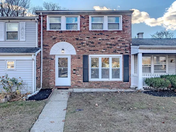 19 Roanoke Ct, Willingboro, NJ 08046