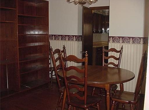 5th image of 1224 Maplewood Dr