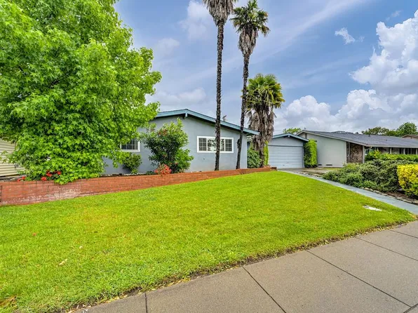 4804 F Pkwy, Sacramento, CA 95823