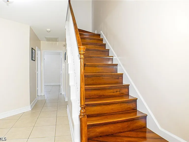 160 Lady Palm Dr — Photo 16