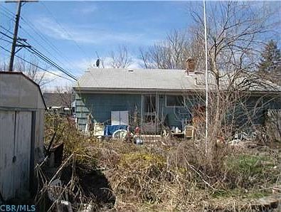 2nd image of 730 Savannah Dr