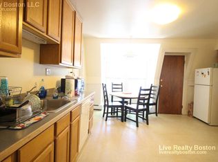 4 High Street Pl #CA3, Brookline, MA 02445