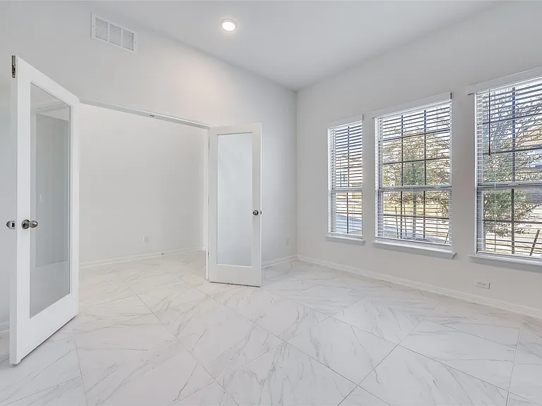 4621 Modena Bay Bnd — Photo 24