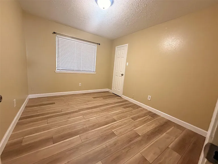 17010 Sunview Ct — Photo 7
