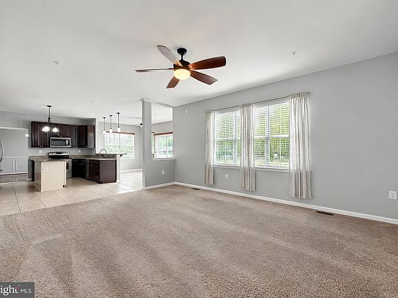 5th image of 21395 Fairwood Ct