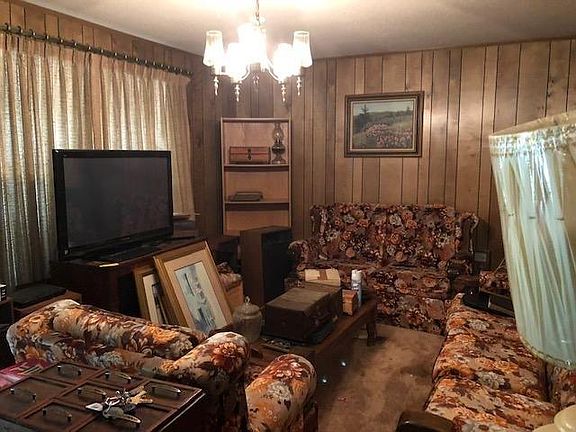 3rd image of 3444 Benton Pike NE