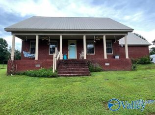 306 Wendy Rd, Grant, AL 35747