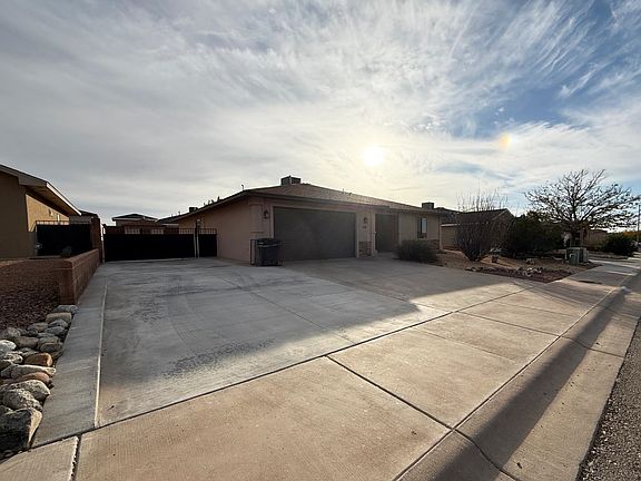 3rd image of 1114 Pajarito Dr
