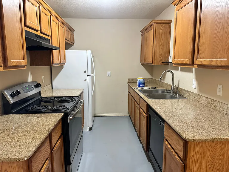 8109 Arbor Ave — Photo 11