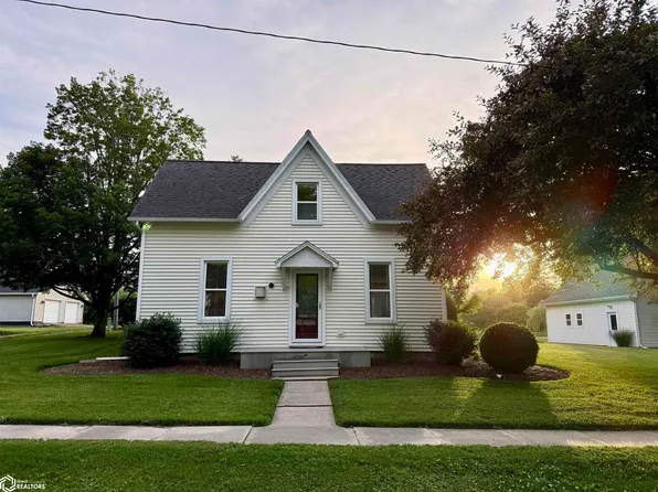 413 N Harrison St, Mediapolis, IA 52637