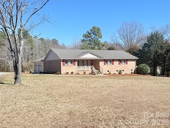2nd image of 3879 Flat Creek Rd