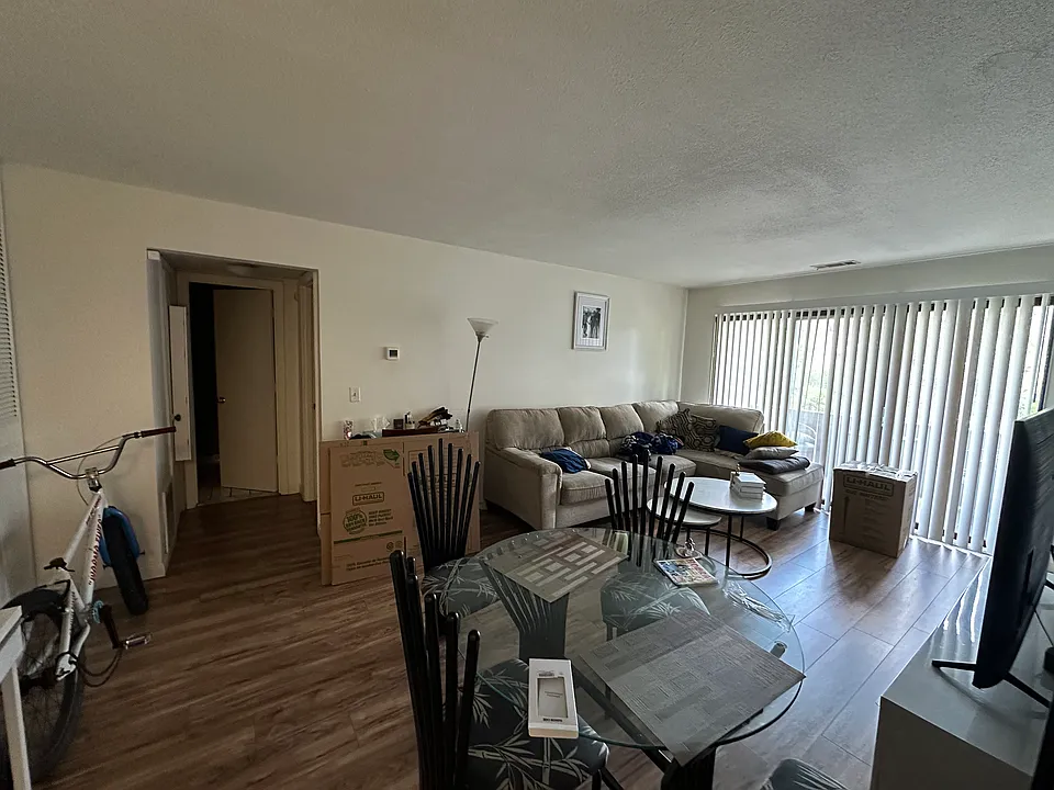37 S Quinsigamond Ave #52F