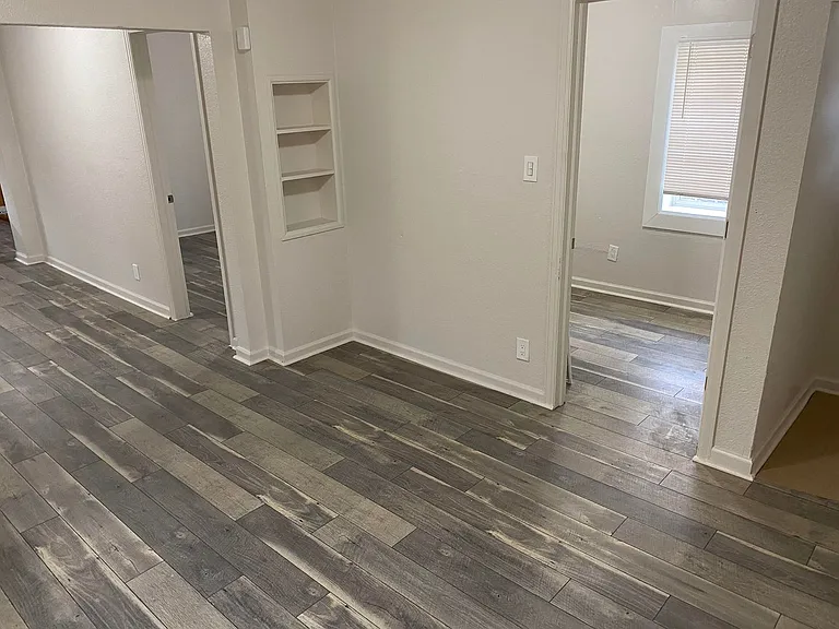 4725 N Race St — Photo 2