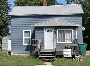 211 2nd Ave SE, Rolla, ND 58367