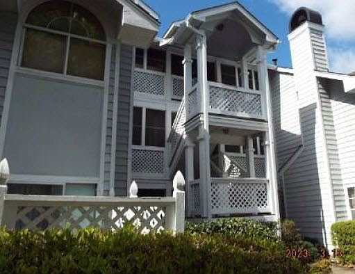 2nd image of 4900 Avenida Del Sol Dr