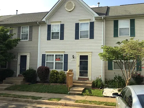 542 Highland Towne Ln Photo 1