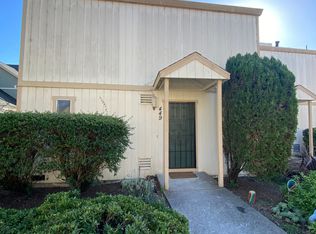 449 Enterprise Dr, Rohnert Park, CA 94928