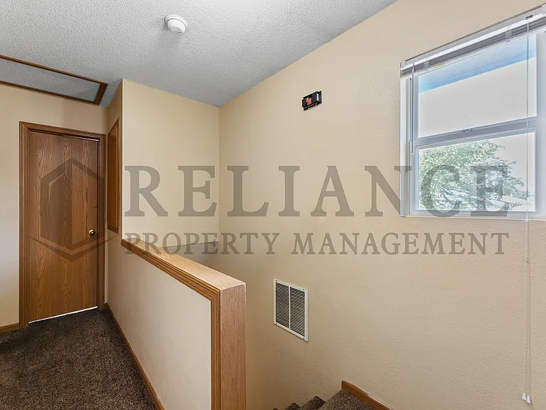1134 Richmond St — Photo 10