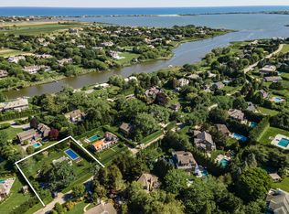 75 Narod Blvd, Water Mill, NY 11976