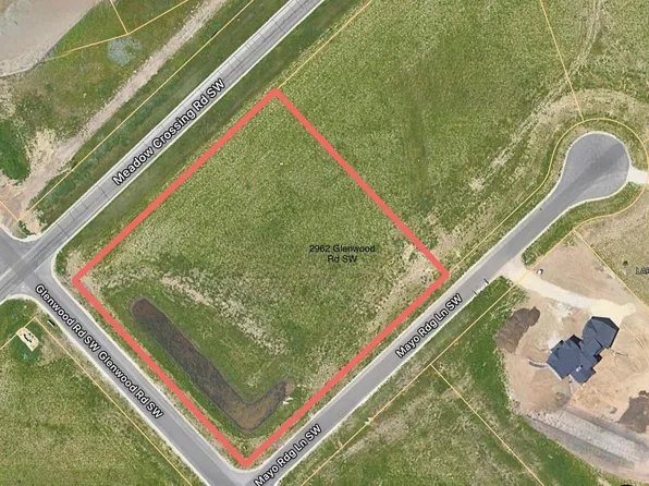 2962 Glenwood Rd SW, Rochester, MN 55902