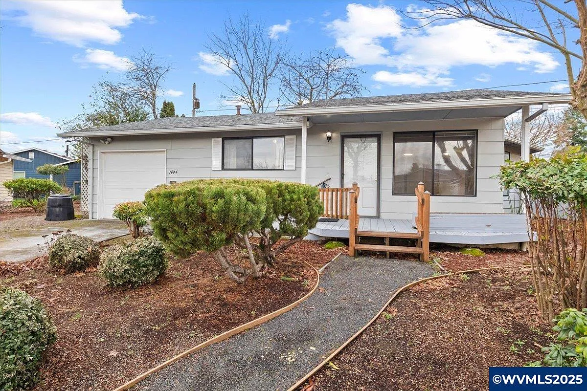 1444 Umpqua Ct photo 1