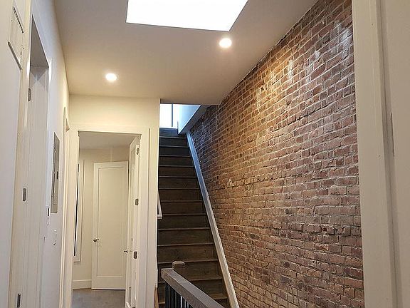 5th image of 678 Halsey St #0