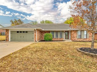 300 Turkey Creek Rd, Bartlesville, OK 74006