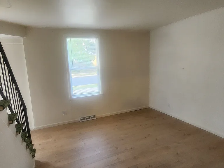 405 N Tracy Ave #3 — Photo 4