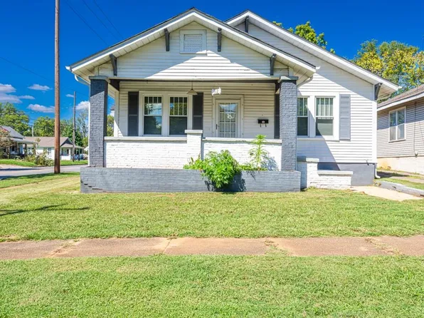 512 6th St, Tuscumbia, AL 35674