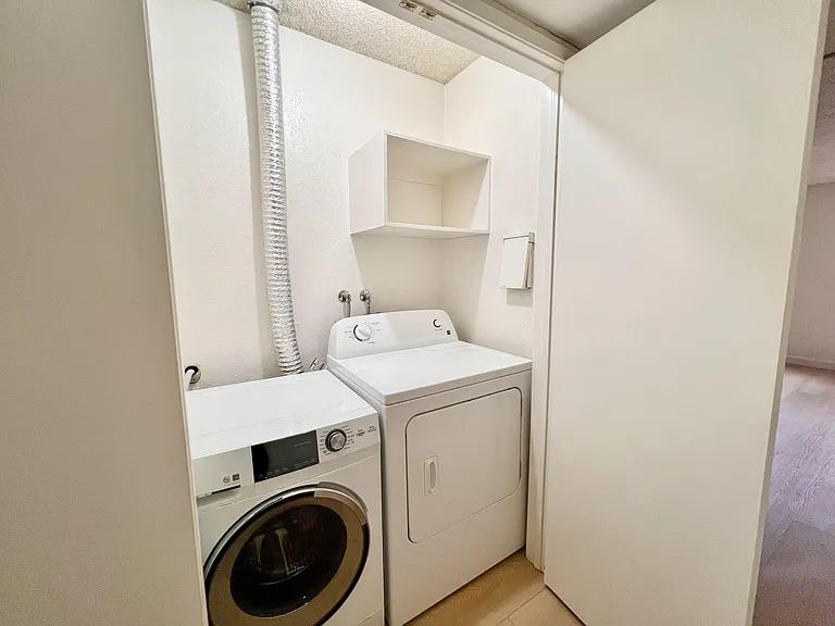 Laundry; Washer & Dryer Not Warranted