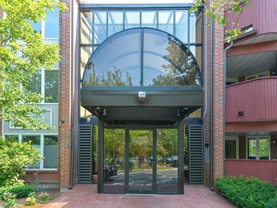 100 Rosemary Way APT 327, Needham, MA, 02494