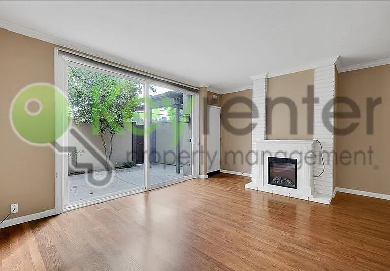 2254 Woodside Ln #2 — Photo 14