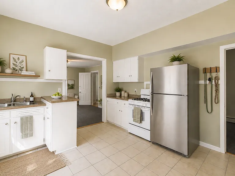 2541 Aldrich Ave S — Photo 5