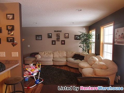 5th image of 822 Fairfield Pl NW