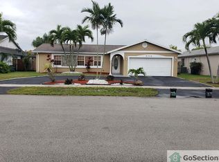 9754 NW 43rd St, Fort Lauderdale, FL 33351