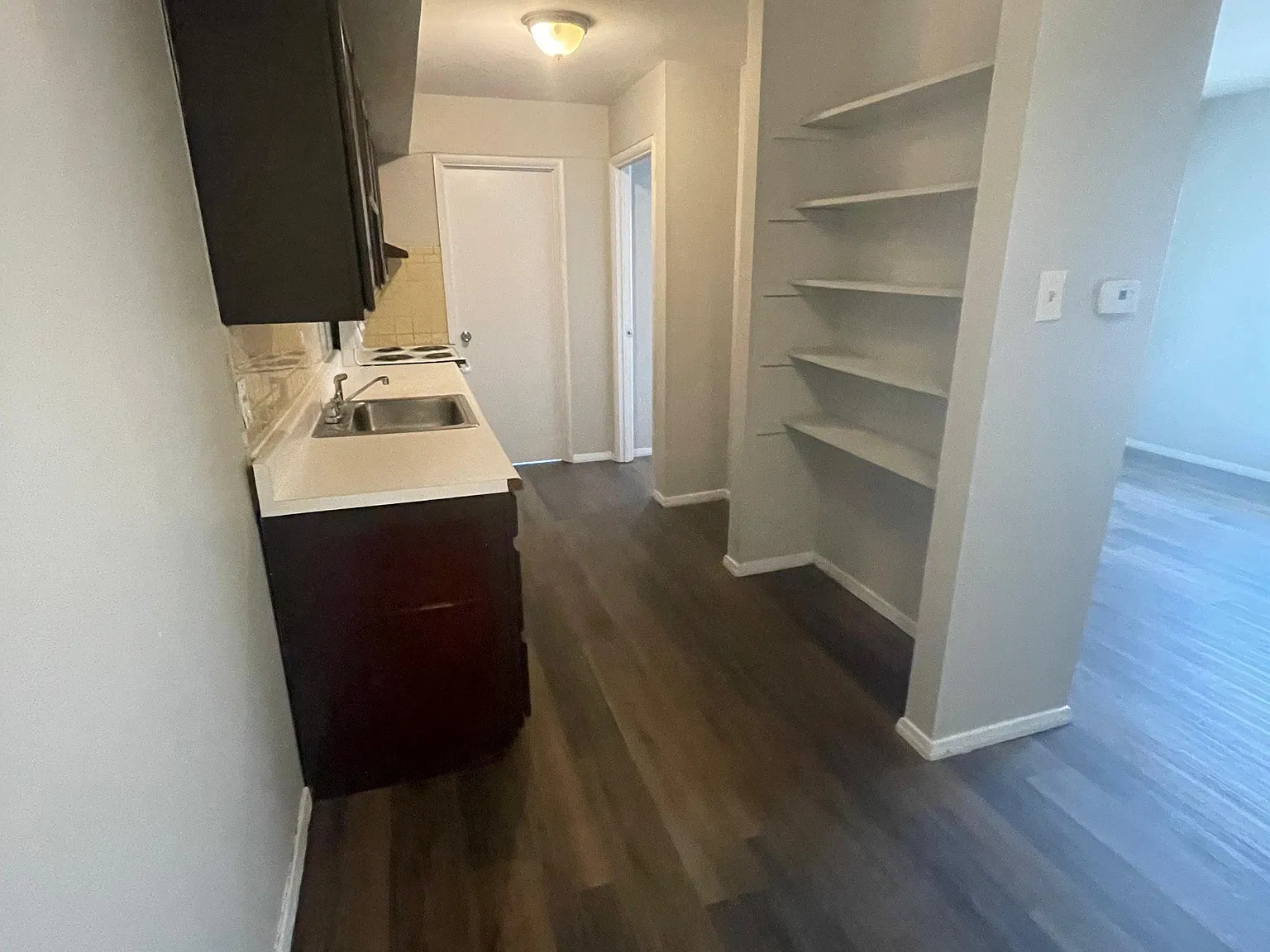 1 bed, $700 — Photo 2
