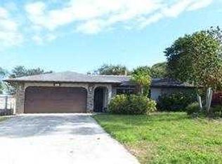 3041 Sunset Beach Dr, Venice, FL 34293